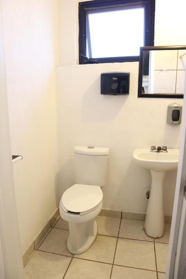 فندق Hostal Purisima San Francisco del Rincón المظهر الخارجي الصورة